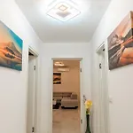 Modern Cityscape 2-bedroom Terrace Апартаменты