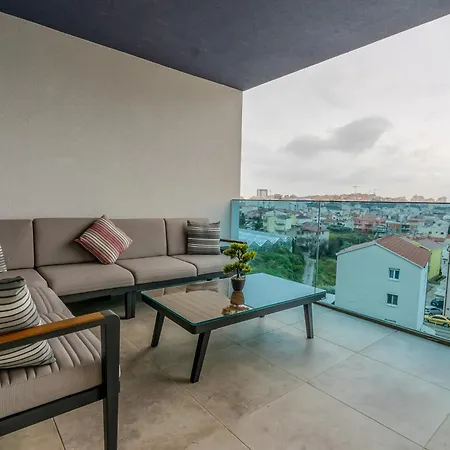 Apartman Modern Cityscape 2-bedroom Terrace *