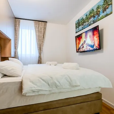 Apartman Modern Cityscape 2-bedroom Terrace *